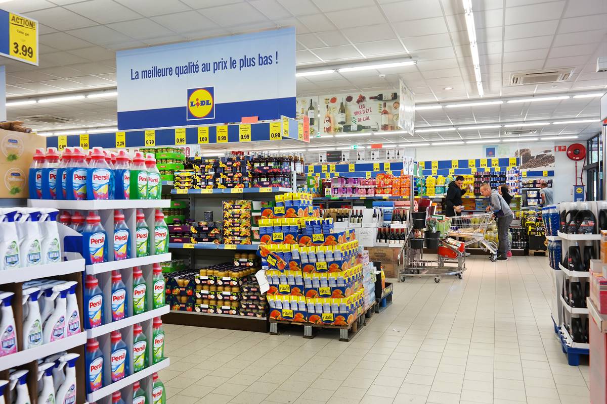 A je to tady. Obchody v Česku začaly zase prudce zdražovat. Co to má být, volají lidé