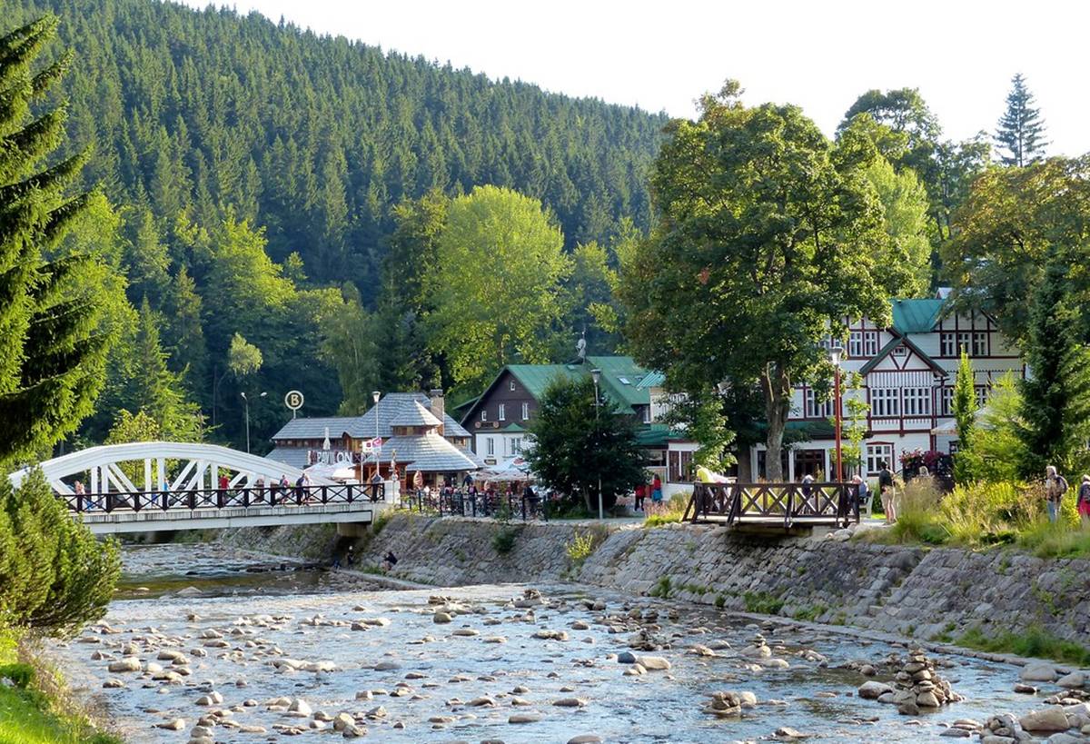 Rusové skupují nejkrásnější region v Česku. A nejsou to Karlovy Vary. Místní už si neví rady